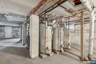 344 Danforth Ave, Jersey City, NJ 07305 - Photo 17