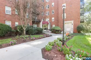 2320 Linwood Ave 4B, Fort Lee, NJ 07024 - Photo 3