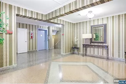 2320 Linwood Avenue 4B #4B, Fort Lee, NJ 07024 - Photo 5