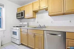 2320 Linwood Ave 4B, Fort Lee, NJ 07024 - Photo 15