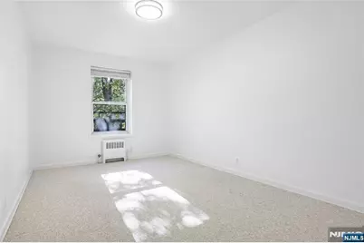 2320 Linwood Avenue 4B #4B, Fort Lee, NJ 07024 - Photo 21