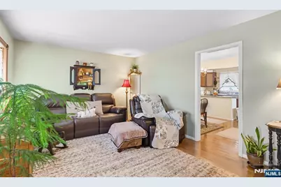 8 Lynn Boulevard, Hazlet Township, NJ 07730 - Photo 5