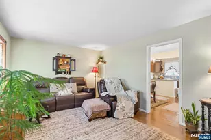 8 Lynn Blvd, Hazlet Township, NJ 07730 - Photo 5