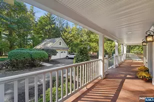 24 Scott Ct, Allendale, NJ 07401 - Photo 7