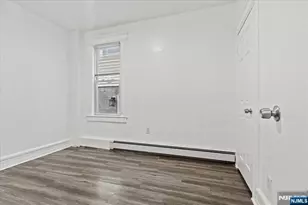 871 19th St, Newark, NJ 07108 - Photo 15