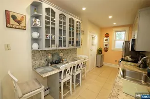 710 Hillside Ave, Cliffside Park, NJ 07010 - Photo 9