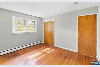 37 Demarest Avenue, Oakland, NJ 07436 - Photo 13