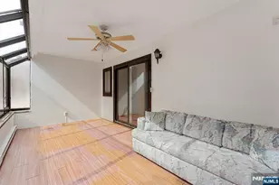 300 Gorge Road 25, Cliffside Park, NJ 07010 - Photo 23