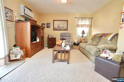 335 Montclair Avenue, Newark, NJ 07104 - Photo 13