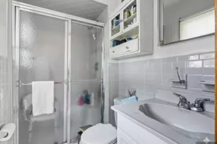 60 Garden Ave, Woodland Park, NJ 07424 - Photo 9