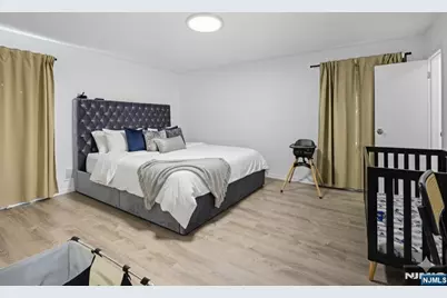 60 Garden Avenue, Woodland Park, NJ 07424 - Photo 3