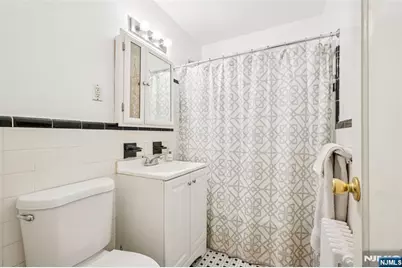 25-02 High Street F #F, Fair Lawn, NJ 07410 - Photo 11