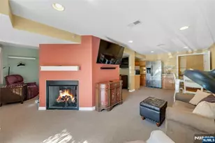 709 Donato Cir, Scotch Plains Township, NJ 07076 - Photo 29