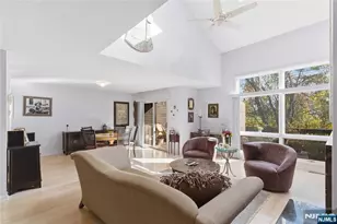 358 French Ct, Teaneck Township, NJ 07666 - Photo 9