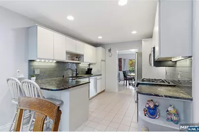 358 French Court, Teaneck Township, NJ 07666 - Photo 15