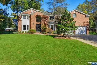 109 Stonehurst Drive, Tenafly, NJ 07670 - Photo 1