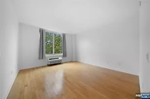 800 12th Street 302, Palisades Park, NJ 07650 - Photo 13