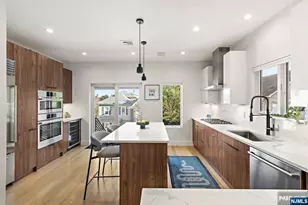 391 Undercliff Ave B, Edgewater, NJ 07020 - Photo 9