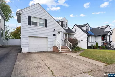 87 Pompton Avenue, Woodland Park, NJ 07424 - Photo 3