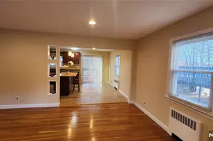 521 Chestnut St, Ridgefield, NJ 07657 - Photo 3