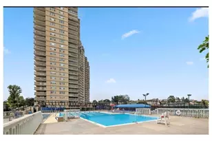 2100 Linwood 17Y, Fort Lee, NJ 07024 - Photo 33