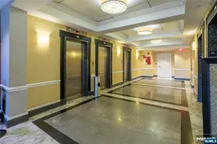 2100 Linwood 17Y, Fort Lee, NJ 07024 - Photo 23