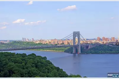 2100 Linwood 17Y #17Y, Fort Lee, NJ 07024 - Photo 39