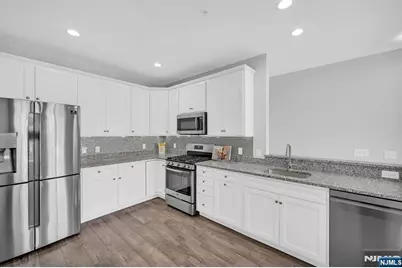 41 Sequoia Drive, Cedar Grove, NJ 07009 - Photo 9