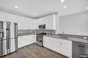 41 Sequoia Dr, Cedar Grove, NJ 07009 - Photo 9