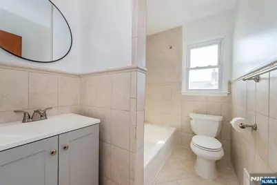 95 N 16th Street, Prospect Park, NJ 07508 - Photo 25