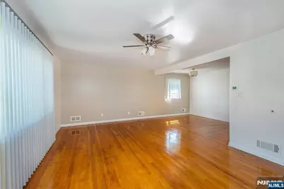 95 N 16th Street, Prospect Park, NJ 07508 - Photo 13