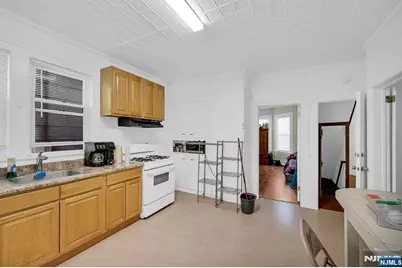 87 Highland Street, Paterson, NJ 07524 - Photo 9