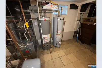 683 Kingsland Avenue, Lyndhurst Township, NJ 07071 - Photo 25