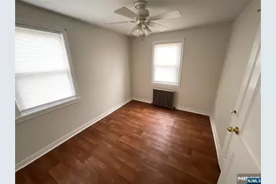 683 Kingsland Avenue, Lyndhurst Township, NJ 07071 - Photo 17