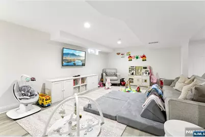 235 N Franklin Turnpike, Ho Ho Kus, NJ 07423 - Photo 37
