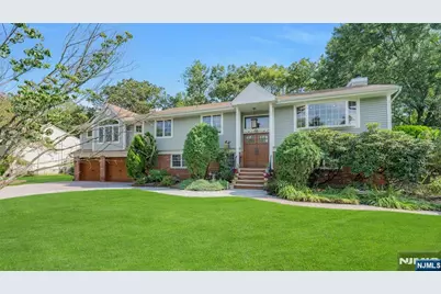 18 Bayberry Drive, Montvale, NJ 07645 - Photo 3
