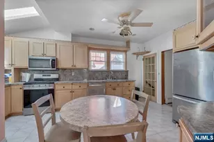 75 Scrivens St, Totowa, NJ 07512 - Photo 11