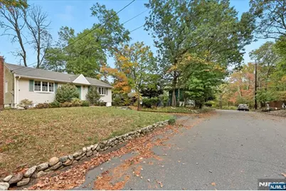 10 2nd Street, Oakland, NJ 07436 - Photo 37