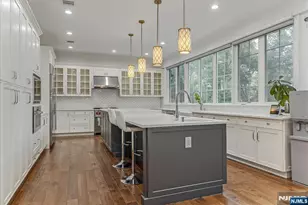 8 Oratam Rd, Upper Saddle River, NJ 07458 - Photo 13