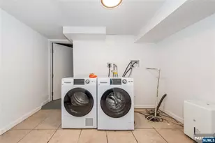 7 Calumet St, Newark, NJ 07105 - Photo 15