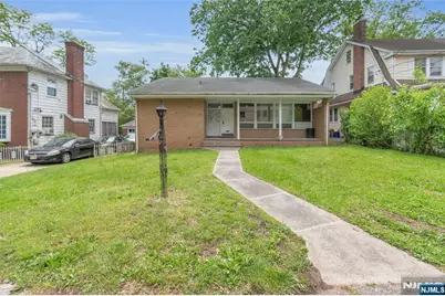 86-88 Chancellor Avenue, Newark, NJ 07112 - Photo 1