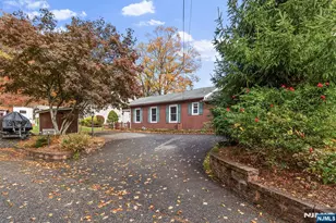 3 Club House Rd, Bloomingdale, NJ 07403 - Photo 23