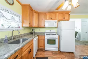 203 Dawes Hwy, Pompton Lakes, NJ 07442 - Photo 15