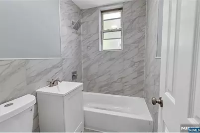 422 18th Avenue, Newark, NJ 07108 - Photo 17