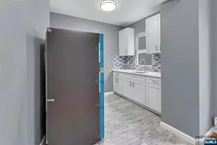 422 18th Ave, Newark, NJ 07108 - Photo 27