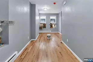 422 18th Ave, Newark, NJ 07108 - Photo 21