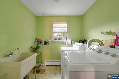 7 Edgewood Court, Hillsdale, NJ 07642 - Photo 15