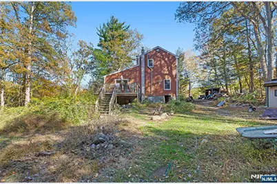 70 Townsend Road, Wanaque, NJ 07465 - Photo 3