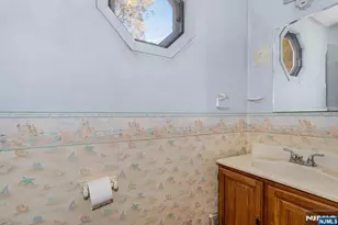 70 Townsend Rd, Wanaque, NJ 07465 - Photo 17