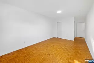 1111 River Road H18, Edgewater, NJ 07020 - Photo 5